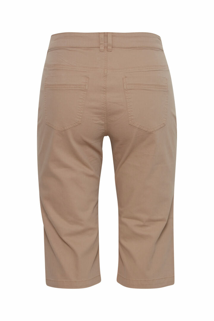 Twill Capri Pants