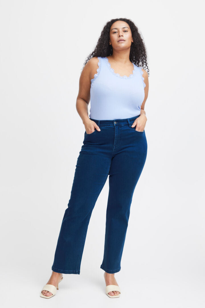 Super Mid Rise Jeans