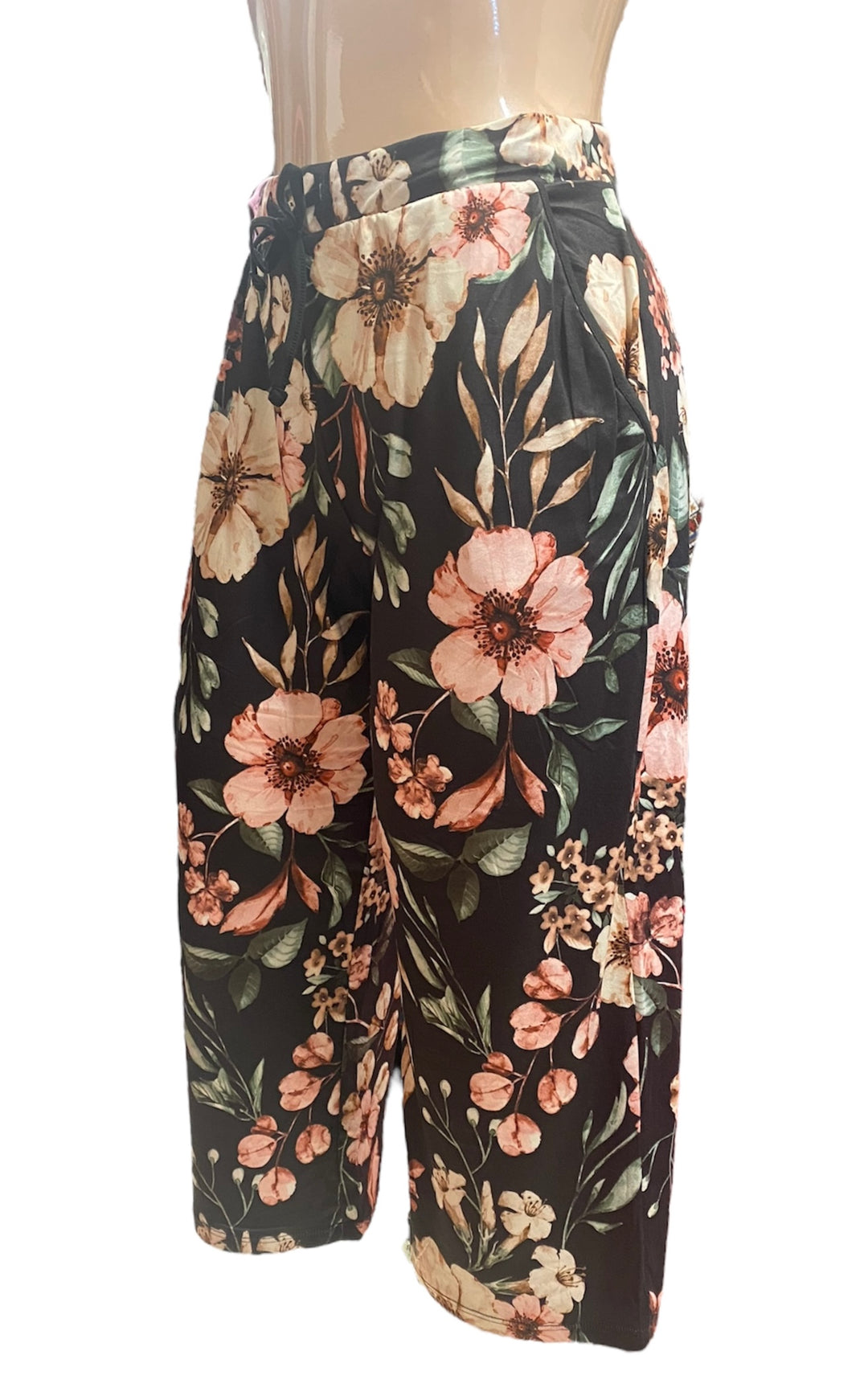 Morning Garden Wide Leg Capri - Botanical Floral