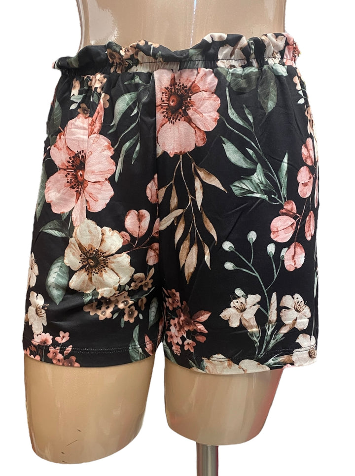 Morning Garden Short W/ Ruffle Waist Band