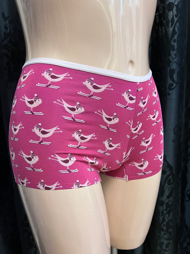 Women's Print Boy Short Underwear - Berry Ski Birds