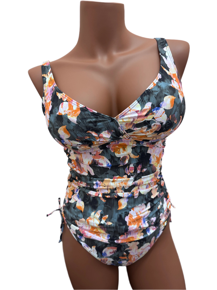 Textured Refresh Plus Cup Ruched Tankini