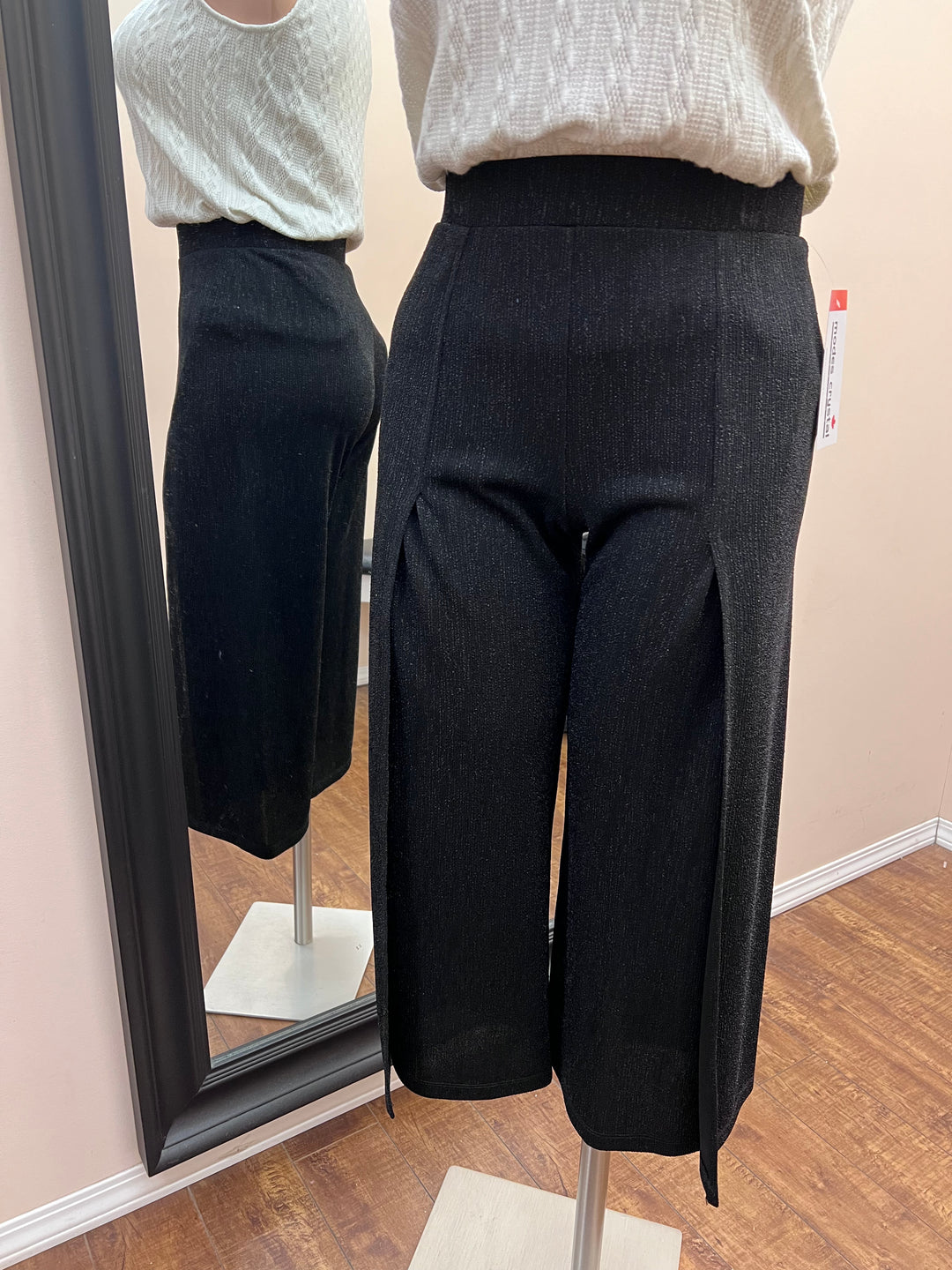 Gaucho Crop Pants w/ Side Splits