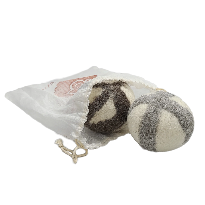 "Meow" Catnip Infused Wool Balls - Set of 2 in a cotton pouch