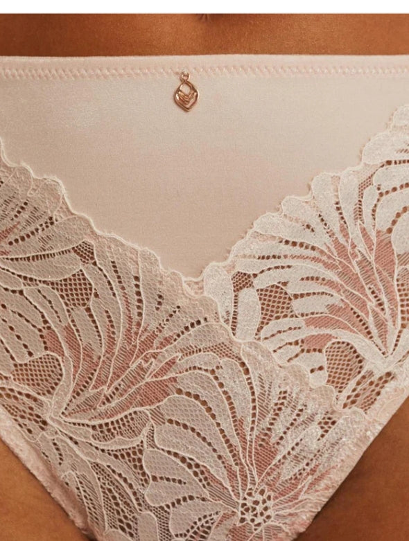 Anniversary Lace Thong - Lotus