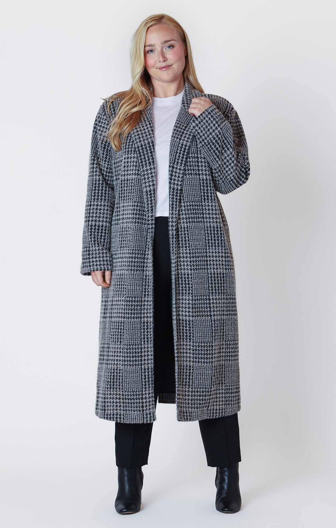 Dex Long Sleeve Soft Knit Coat