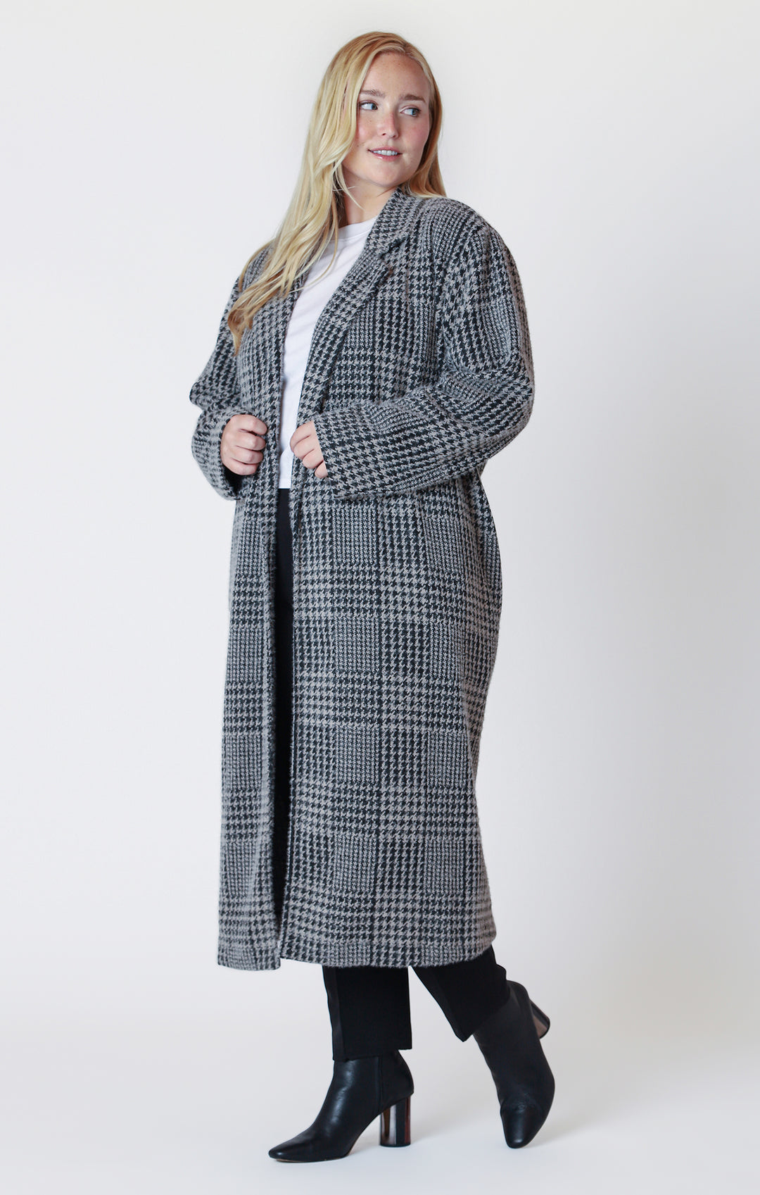 Dex Long Sleeve Soft Knit Coat - Size X-Small